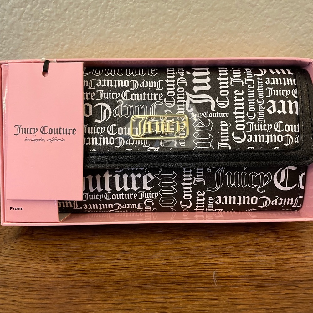 NWT Juicy Couture Black White Logo Flap Clutch Wallet.